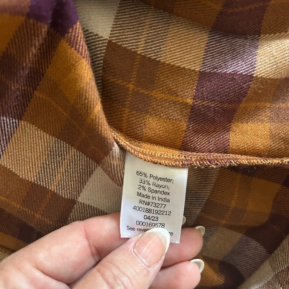 SO Plaid Skater Skirt in Brown and Purple - Picture 5 of 7